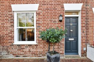 Photo 1- click for photo gallery